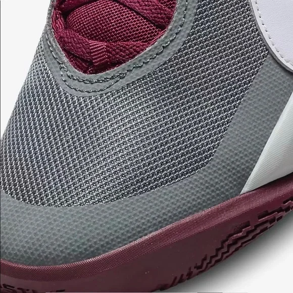 Nike Hustle Shoes - Picture 3 of 5